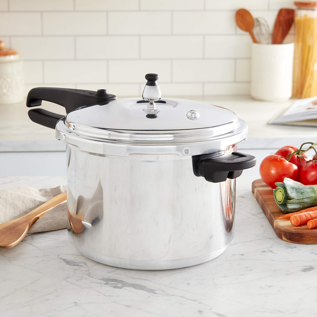 Polished Aluminum 8-Quart Pressure Cooker K501