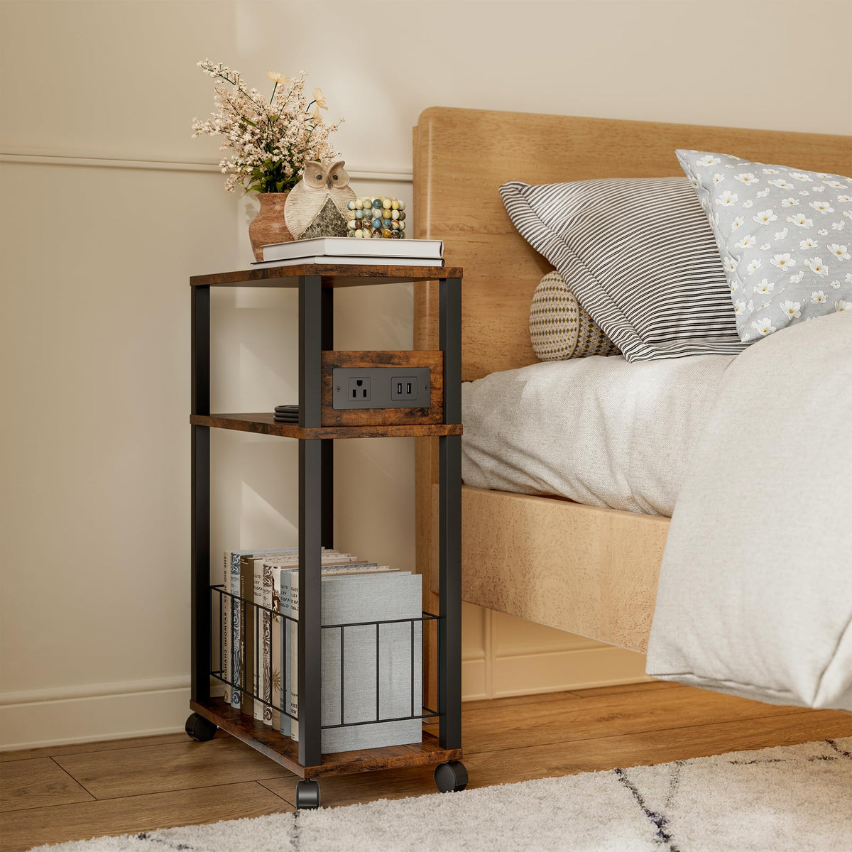 Rolling Side Table with Wheels X8401
